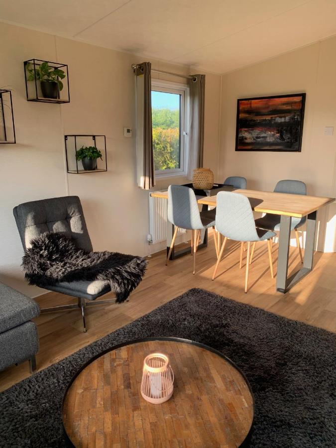 Chalet Rivendell Menaldum Buitenkant foto