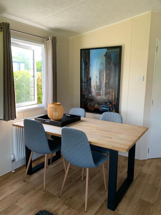 Chalet Rivendell Menaldum Buitenkant foto